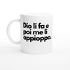 Dio li fa e poi me li appioppa Ceramic Mug